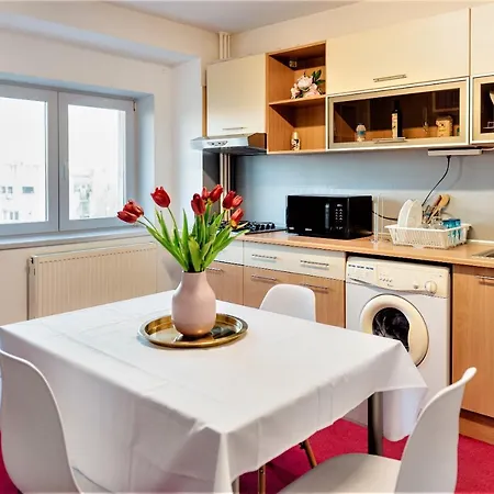 Parliament Merlot Unirii Square 5 Bedrooms Luxury Old Town Apartmán *