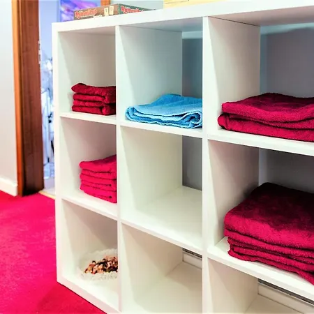 Parliament Merlot Unirii Square 5 Bedrooms Luxury Old Town Apartment Bucharest