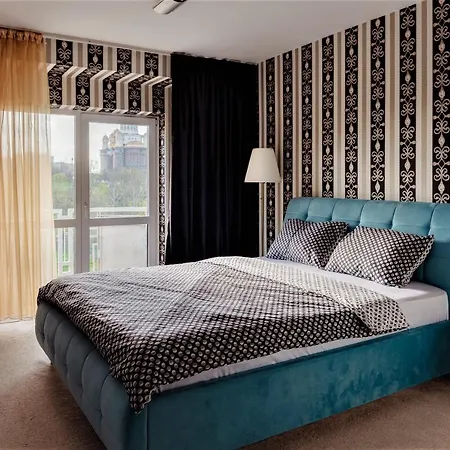 Parliament Merlot Unirii Square 5 Bedrooms Luxury Old Town *