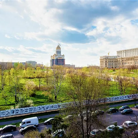 Апартаменты Parliament Merlot Unirii Square 5 Bedrooms Luxury Old Town Бухарест