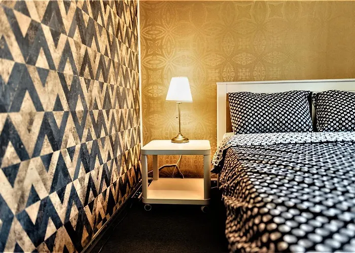 Parliament Merlot Unirii Square 5 Bedrooms Luxury Old Town アパート ブカレスト