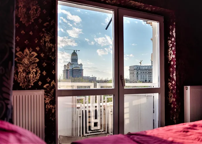 Parliament Merlot Unirii Square 5 Bedrooms Luxury Old Town