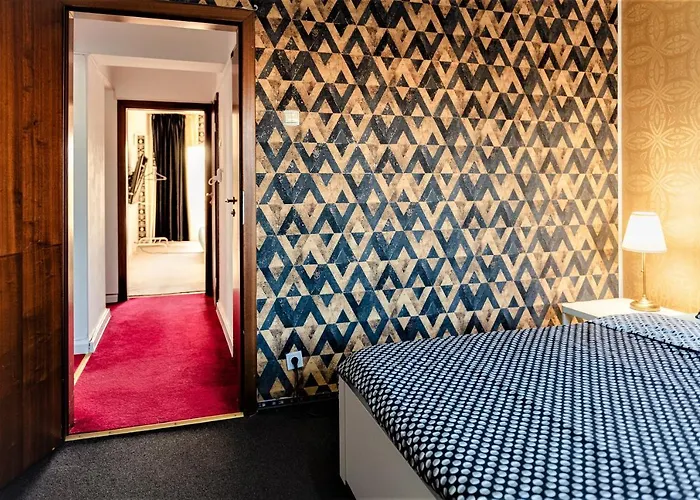 Apartment Parliament Merlot Unirii Square 5 Bedrooms Luxury Old Town Bucharest